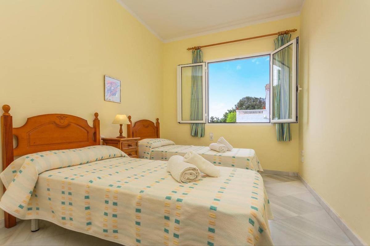 Villa Francisca Sa Caleta Exteriör bild